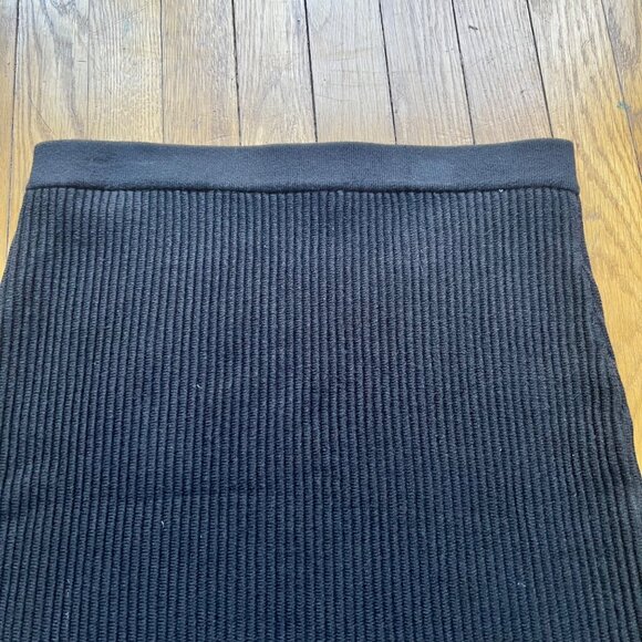 VIVIENNE TAM Size PM Black Ribbed Sweater Pencil Skirt - Picture 10 of 11